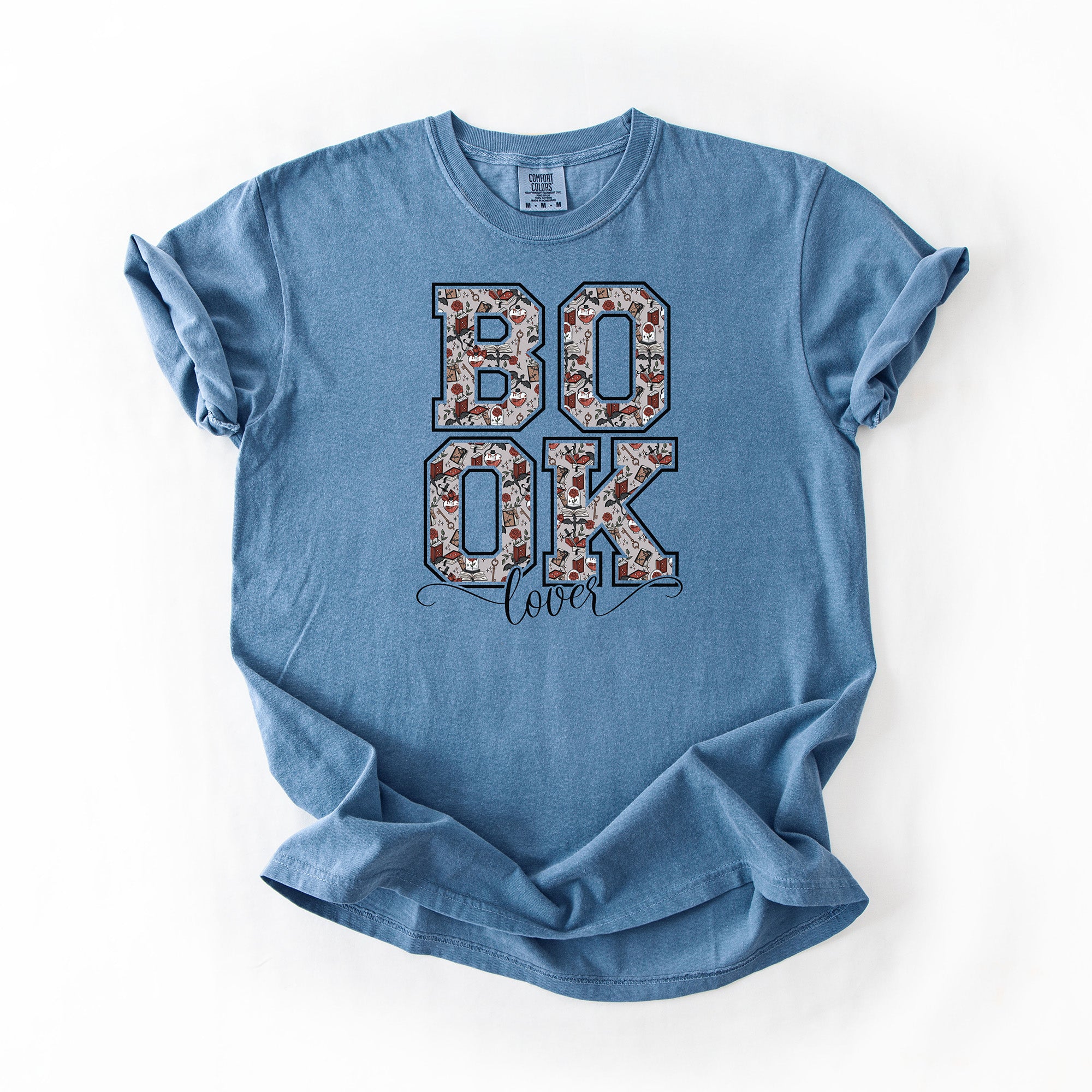 Book Lover Fantasy - Comfort Colors T-shirt